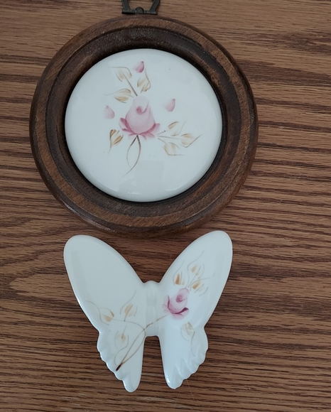 Home Interior 1980s, Beautiful ,rare,Floral Ceramic Wall Decor Set - Picture 1 of 4